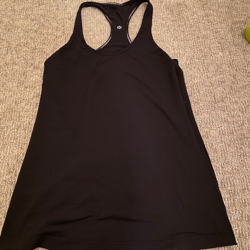 Lulu lemon black tank